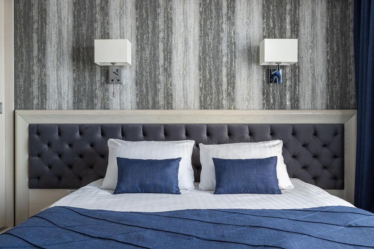 Eurohotel Lviv Buitenkant foto