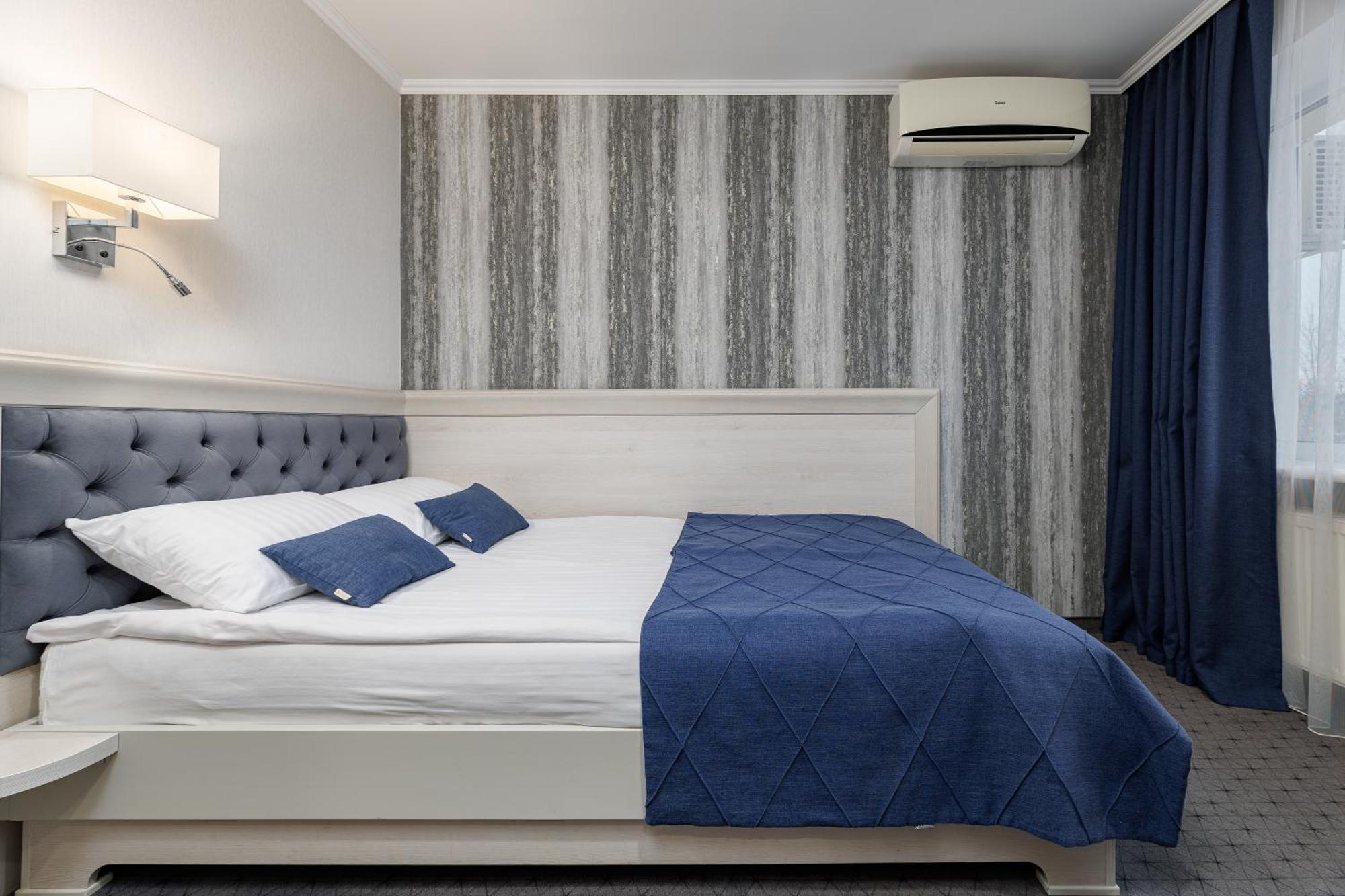 Eurohotel Lviv Kamer foto