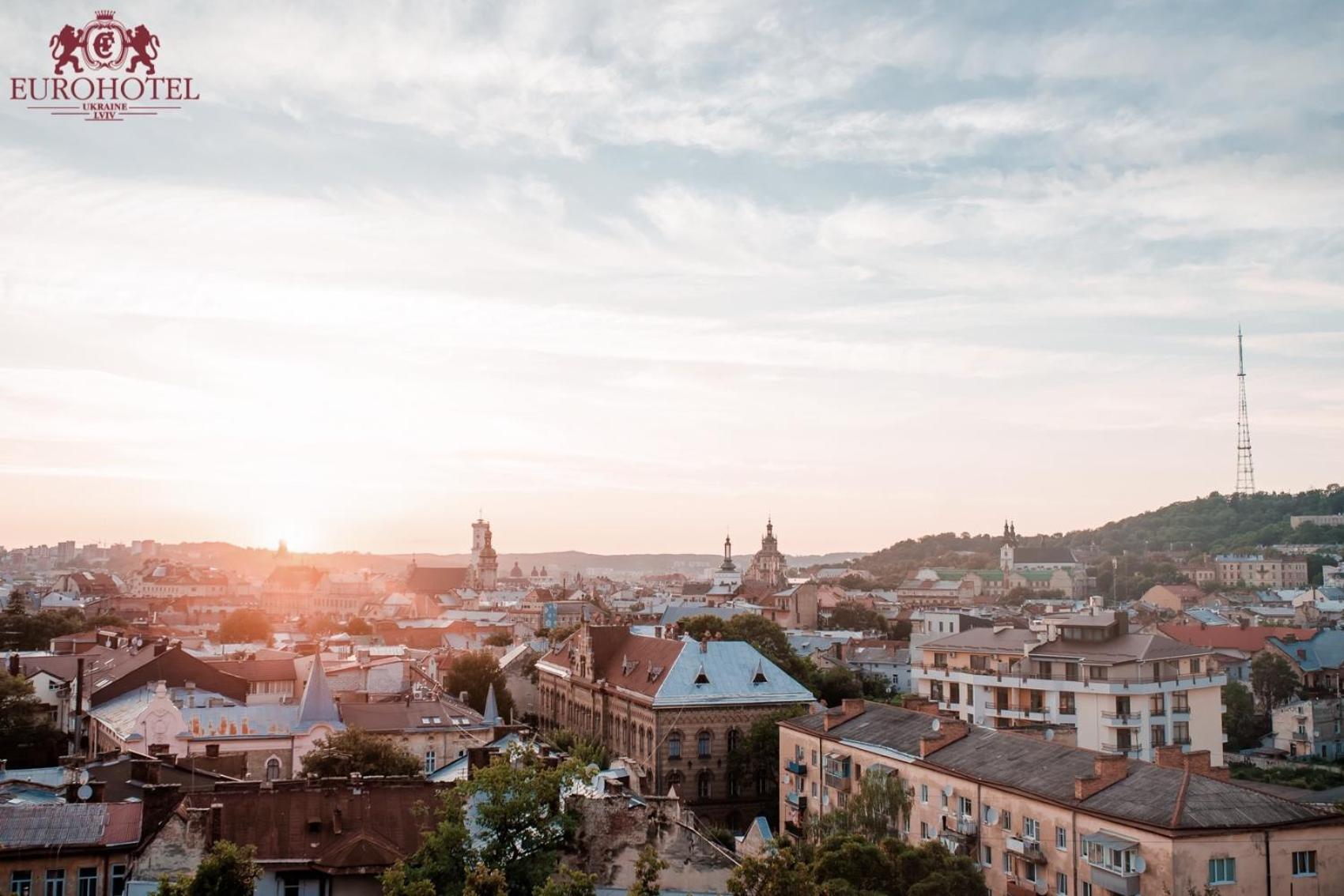 Eurohotel Lviv Buitenkant foto